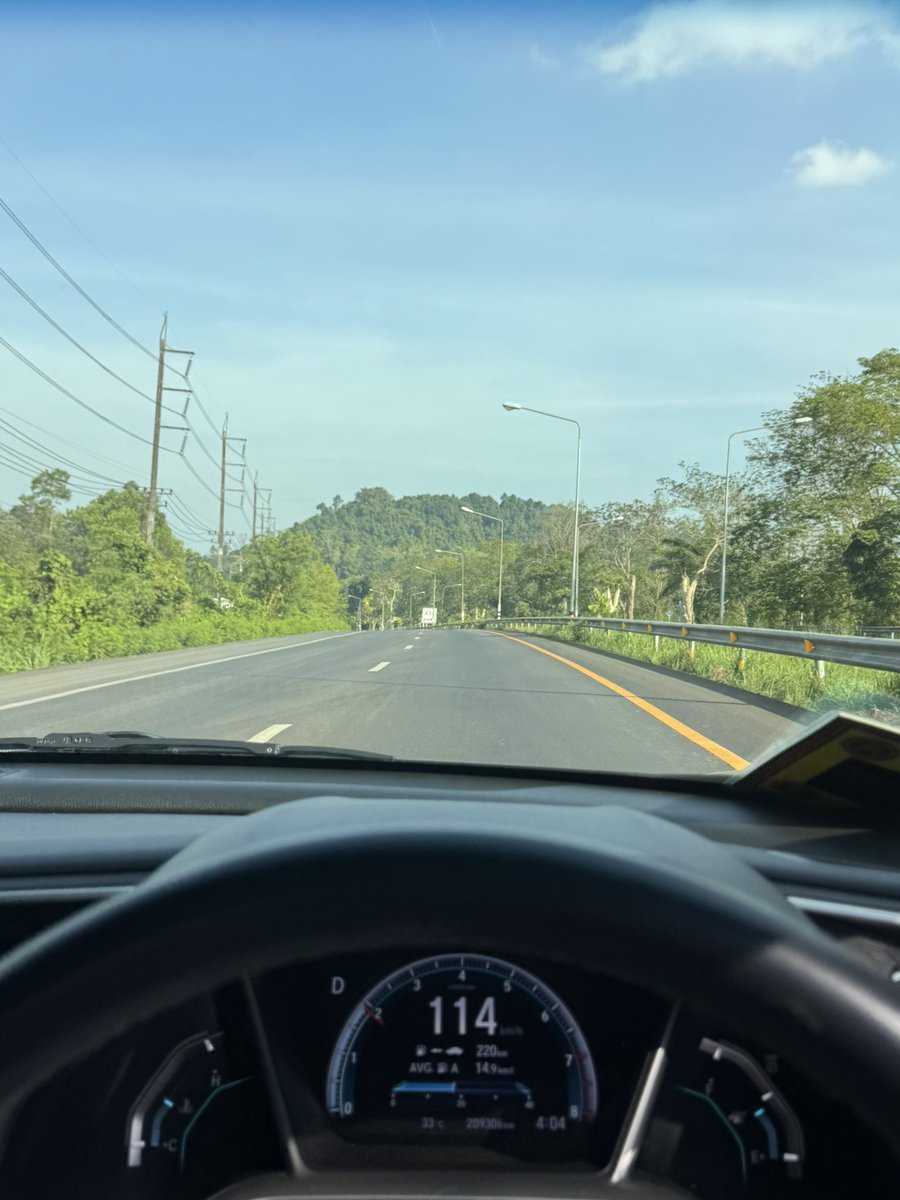 กะเทยนะคะ tweet media