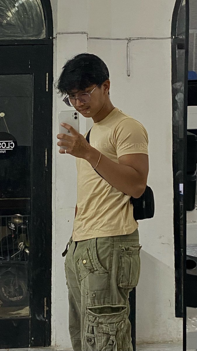 SmollBoy tweet media