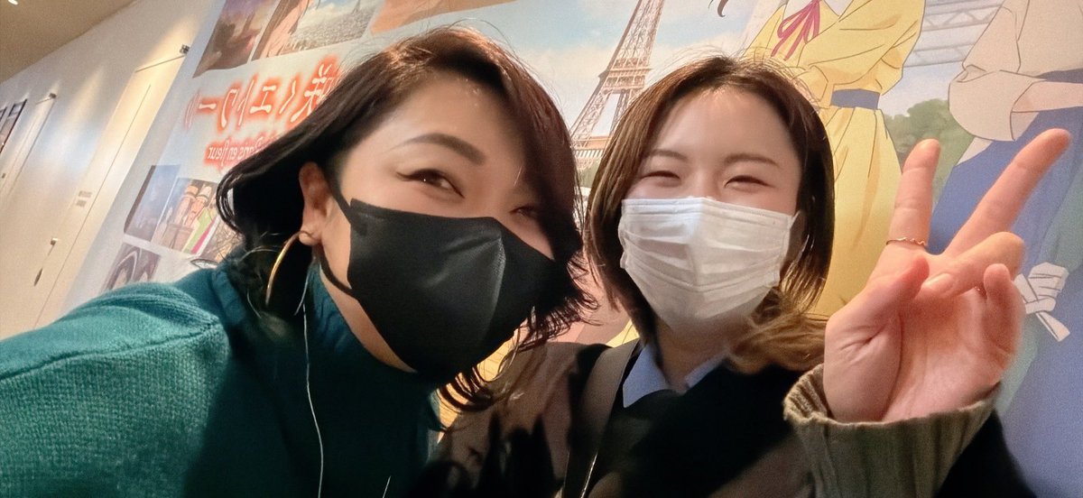 佳さんの銀幕デビュー！
下関とお台場800kmの距離をリアルタイムでつなぐライブビューイング！楽しいライブ体験！

MCをされていたMUSIQUAの沙弥香さんとHidekiさん率いるお台場も、声出したり手拍子したり大盛り上がり🥳
音響さんが双方の現場にいるの素敵。
櫻さんにも久しぶりにお会いできました♬