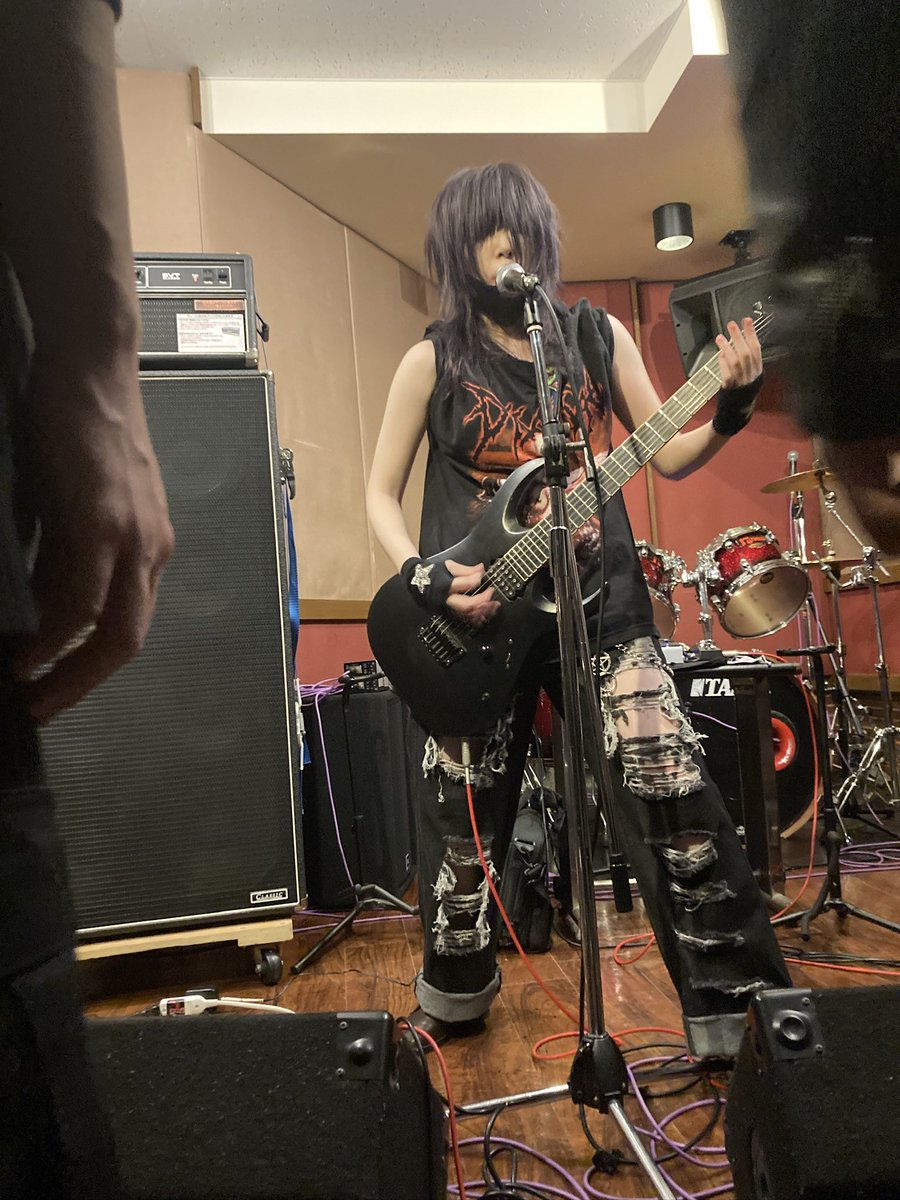 アングラ姉 tweet media