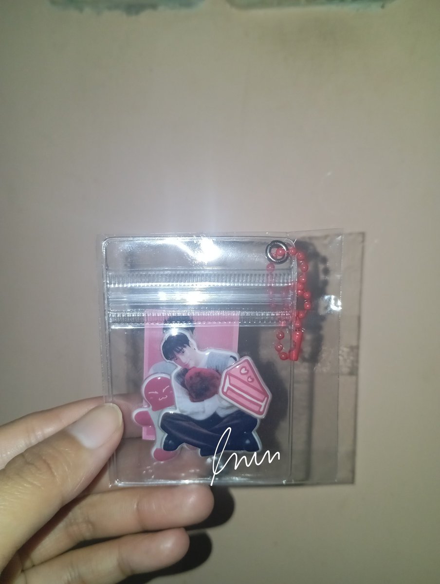 HunWoo2611's tweet photo. Wtt 🌼
Pvc keychain season greeting ateez 2026
KDR, Jatim

Have : San
Want : Wooyoung https://t.co/cNfGUoh07L
