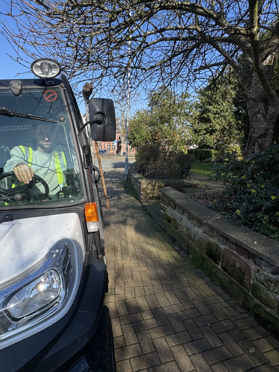 Halton Council tweet media