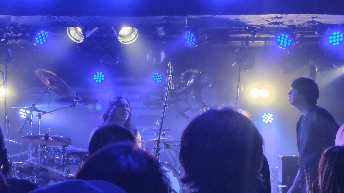 けりなる tweet media