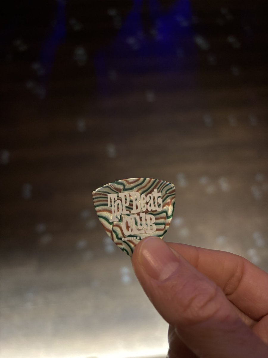 アシュリー tweet media