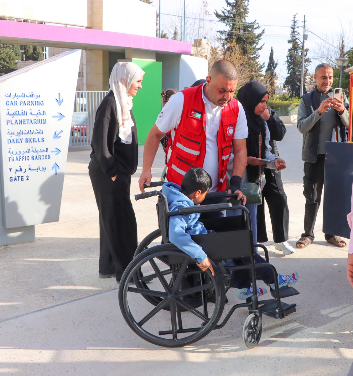 Jordan Red Crescent tweet media