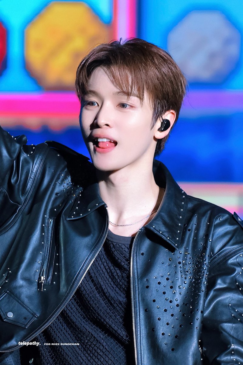 𝐭𝐞𝐥𝐞𝐩𝐚𝐭𝐡𝐲. tweet media