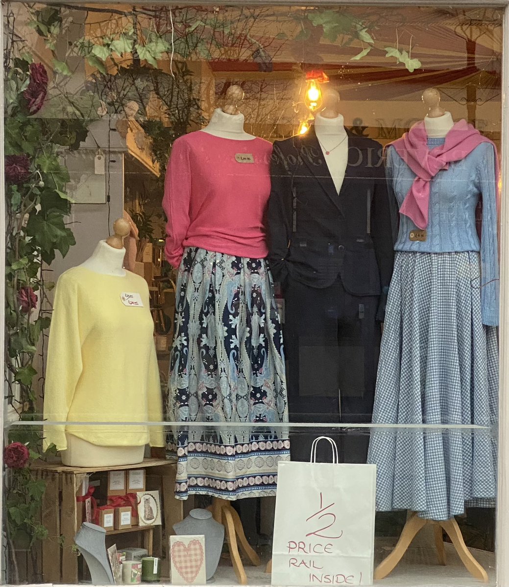 Cat & Mouse tweet media