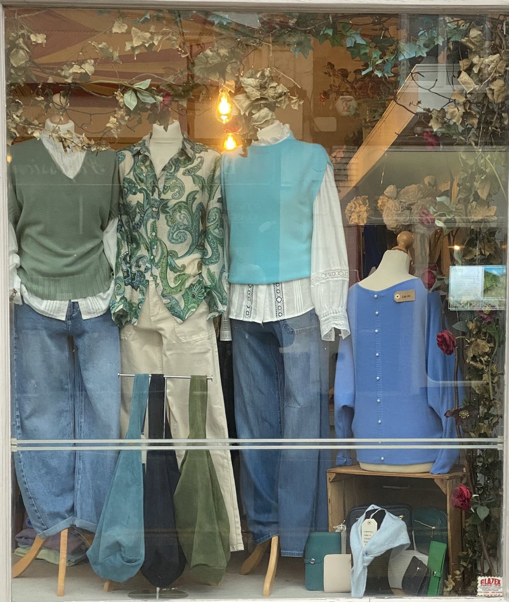 Cat & Mouse tweet media