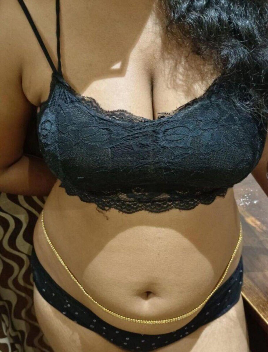 Tamil boys irutha follow and retweet panni vango🙈   Mood ah iruku📷