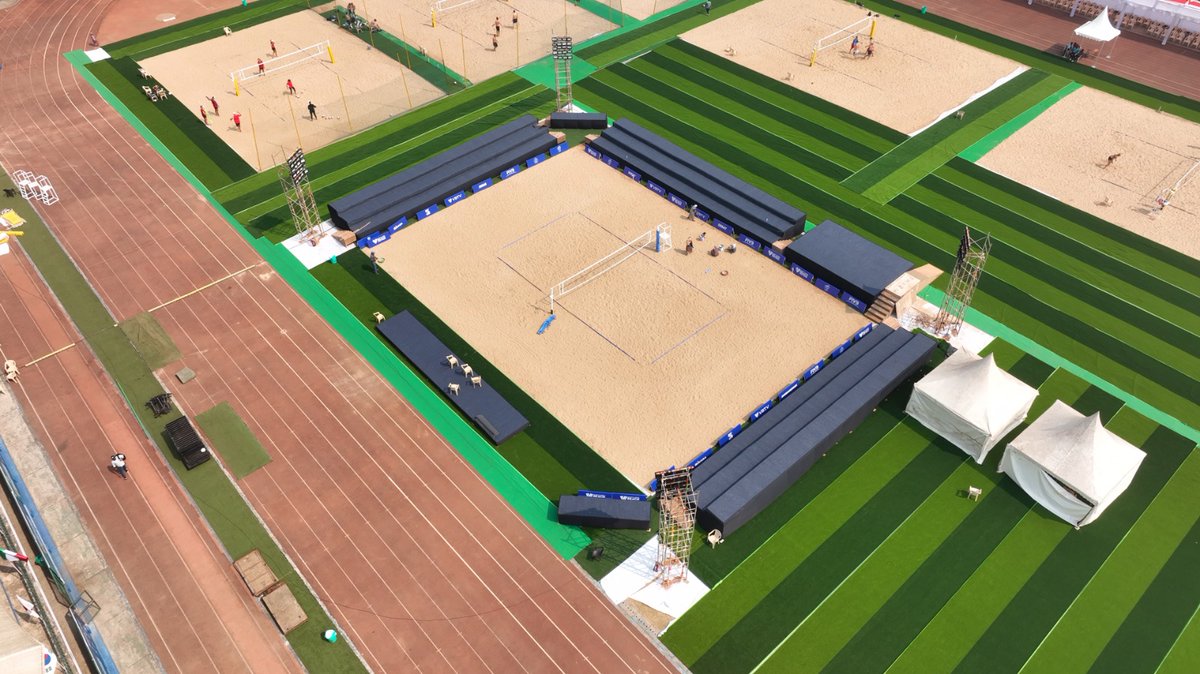 Biswajit_kiit's tweet photo. Seeing the sand courts, the cheering spectators and international players at KIIT University is a moment that will stay in memory for years. #BeachVolleyballAtKIIT @kiituniversity @achyuta_samanta https://t.co/lWA70HHIaH