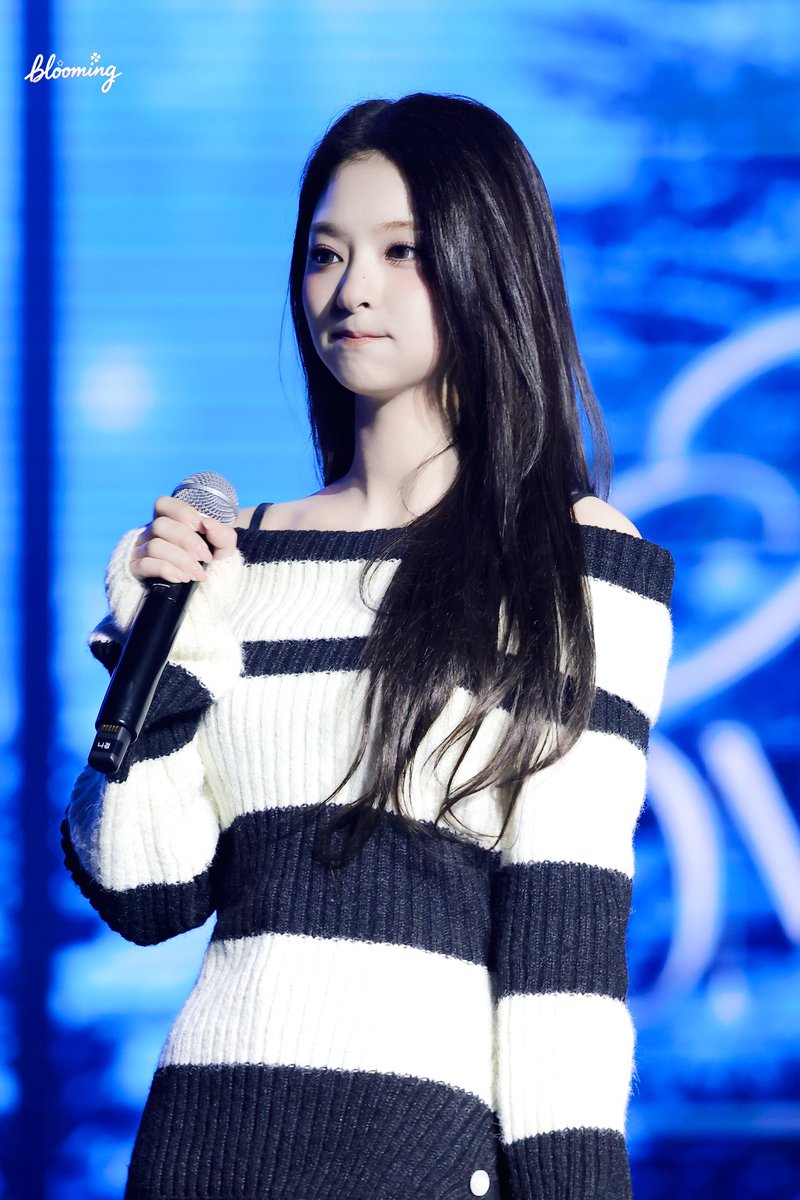 Blooming_F9 tweet media