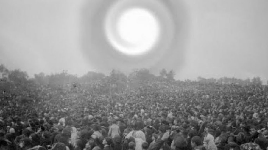 Fatima, Portugal, 1917, 70.000 people watched the sun dance in the sky. Even an atheist journalist reported it.

In 1917, Fátima (Portugal) was the center of the world. Three shepherd children promised that the Virgin Mary would perform a miracle on October 13th. The secular,