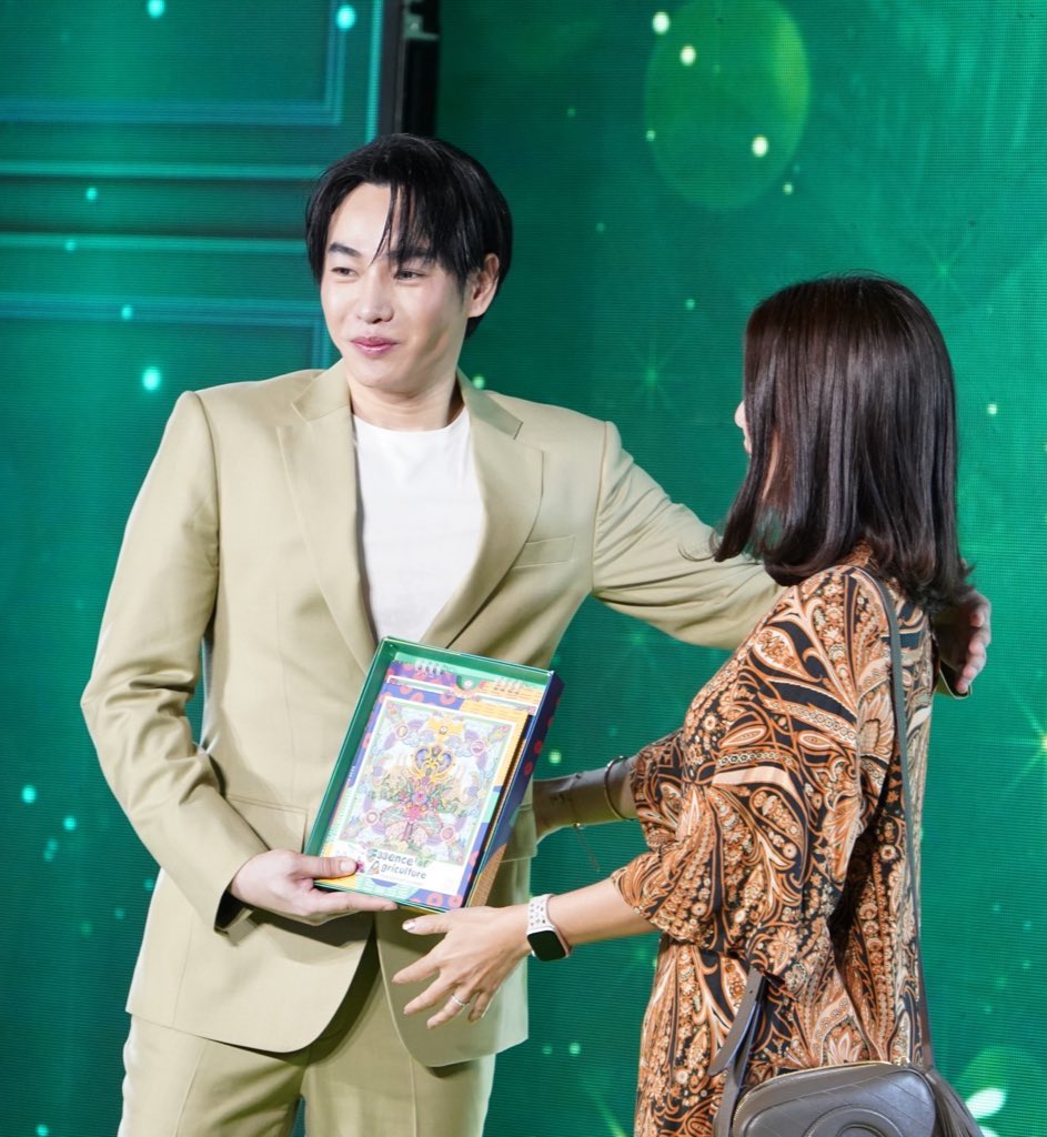แมร๊แก้ว 🌞 ❣️ พี่แก้มของพิค ❣️ tweet media