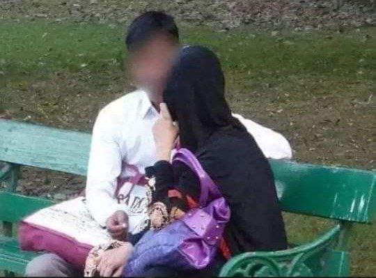 Usama Ibrahim Qasmi's Game of Love Jih@d

Geeta and Rakesh, yes, both had come to the court to get married.

By chance, I met them. Both said, "Brother, please help us." The boy then went to get samosas and water.

I asked the girl what her name was, and she said, "Geeta."

I