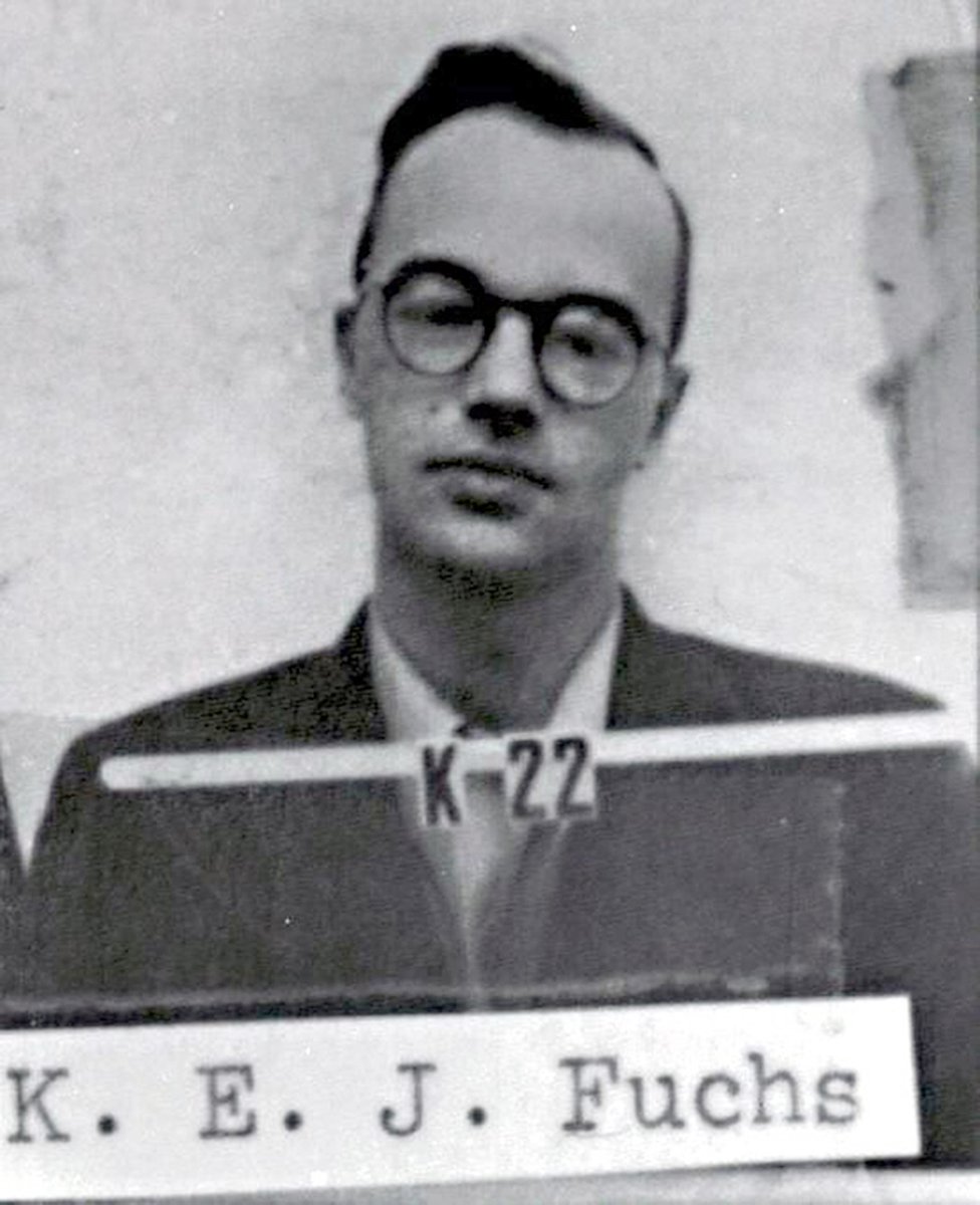 SpiesVespers's tweet photo. OTD March 7, 1950 #USSR issues statement flatly denying Soviet spy #Klaus_Fuchs was a spy. Not believed, but mildly humorous https://t.co/JABrdy4awp