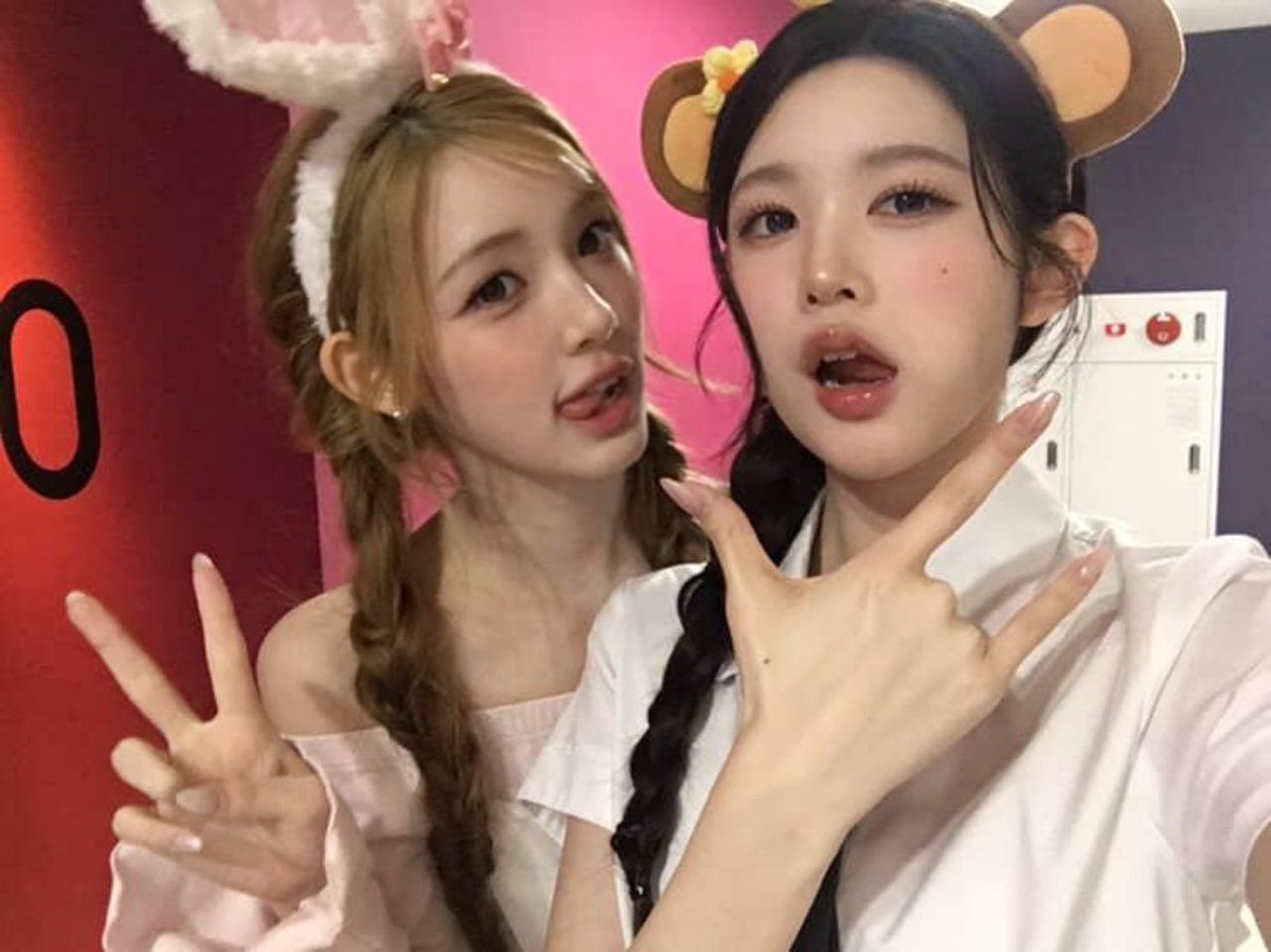 맨날여기와 tweet media