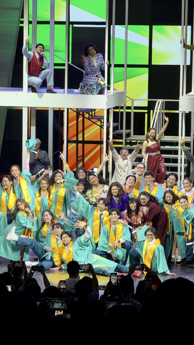 Watch niyo “Bagets the Musical” ang ganda!! Plus the visuals and singing voice ng leads, so good. 👌✨