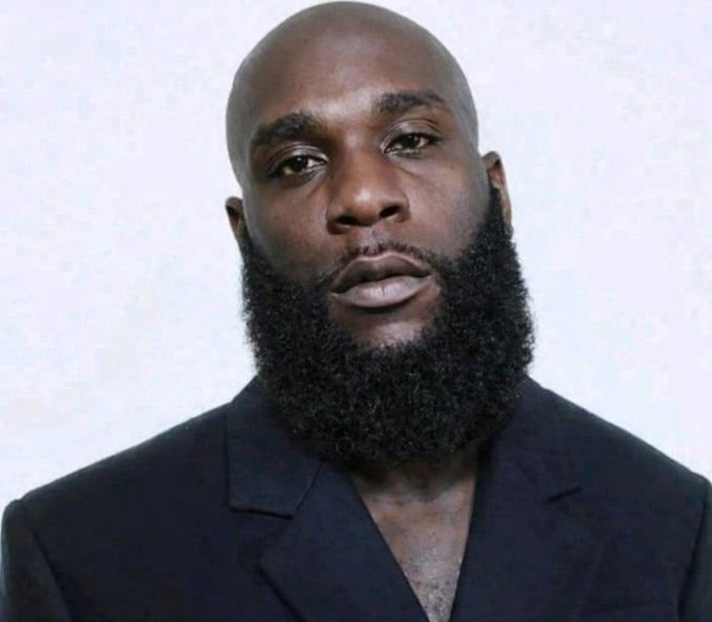 BurnaBoy never reach 300M streams since January.