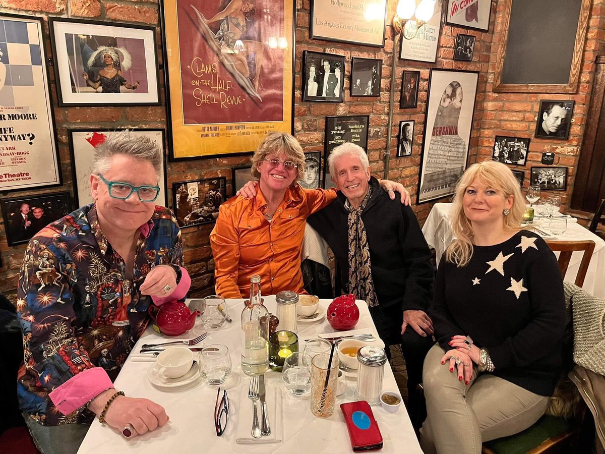 Misty Moon tweet media