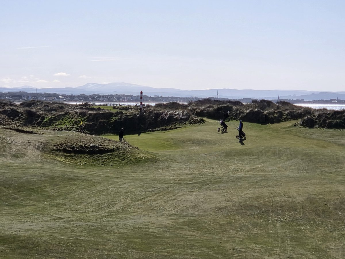 College Links Golf tweet media