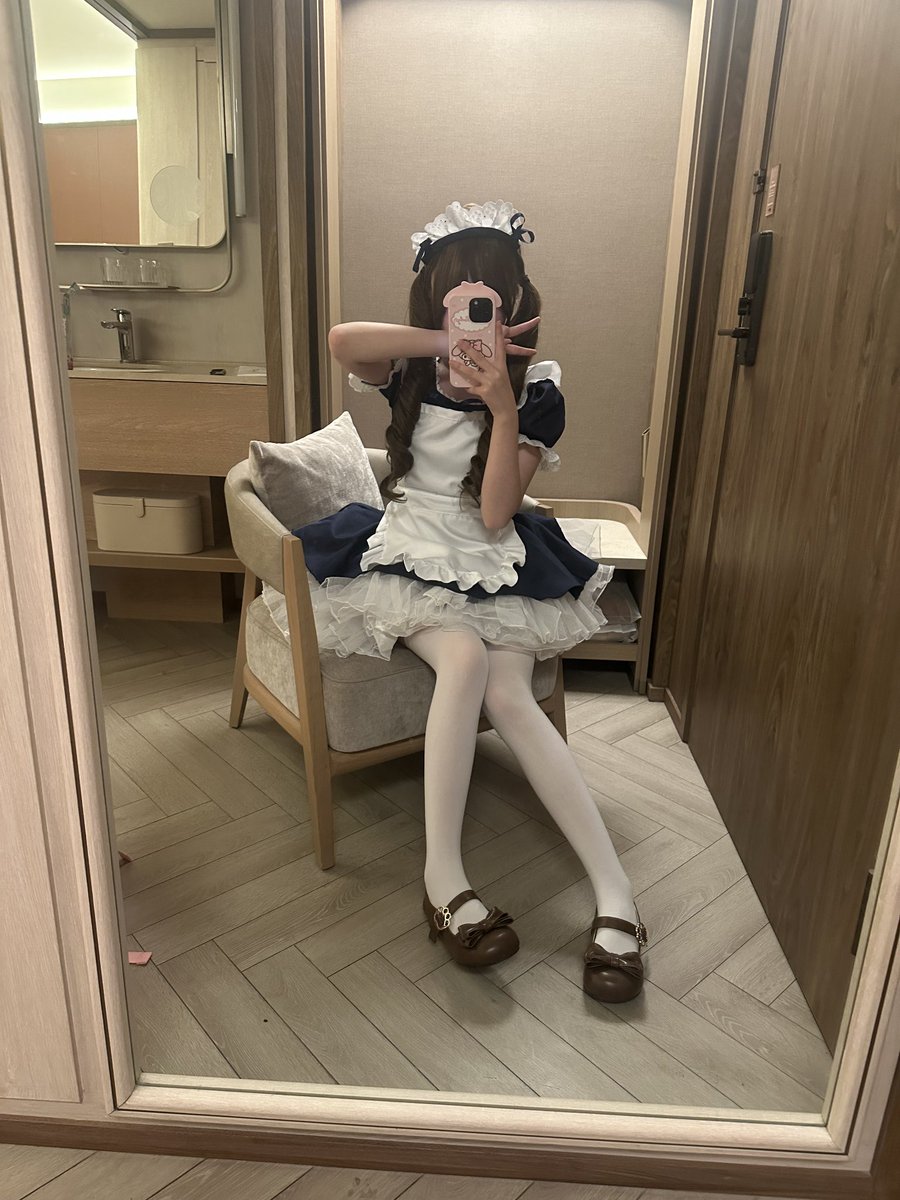 momo tweet media