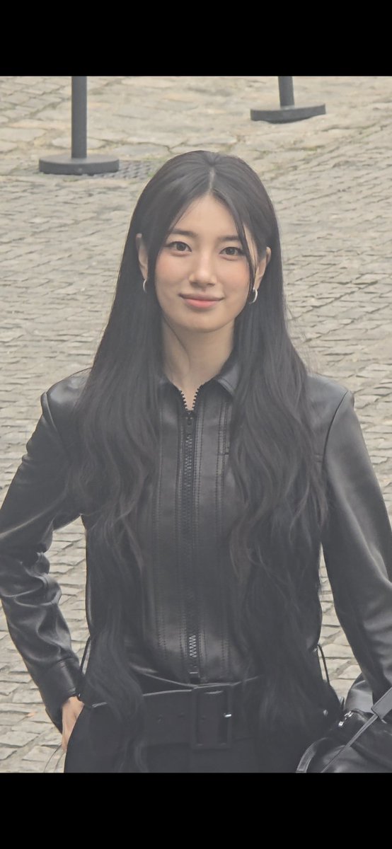 klanci_twt's tweet photo. 💘 Global Ambassador SUZY BAE at the CELINE Hiver 2026 Show held in Paris, France for the Paris Fashion Week PFW

Tikt0k for vide0s :
https://t.co/Wl2T4exJMB

BAE CELINE SUZY AT PFW26 #SUZYxCELINEHiver2026 #SUZYxCELINE #CELINEHiver2026 #수지 https://t.co/WqgG3DHaKi