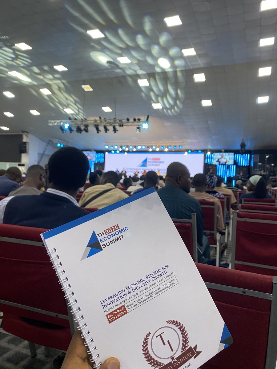 TradeCardAmB's tweet photo. "Interning at the forefront of change! 🚀 Leveraging economic reforms for innovation and inclusive growth. Grateful for this opportunity to learn and contribute #EconomicReforms #Innovation #InternLife #InclusiveGrowth" #TH2026ECONOMICSUMMIT https://t.co/iP5A1s1zdr
