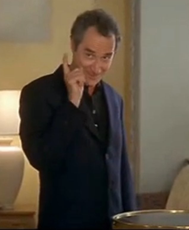 Sarah Knafouli tweet media