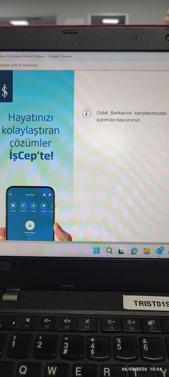 kurtbogan85's tweet photo. Sevgili #isbankası hayatı kolaylaştıran çözümler diye reklam yapıyorsunuz ama iş cep uygulamasına girebilmek için şubeye çağarıyorsunuz. Hepimiz çalışan insanlarız işi gücü bırakıp hafta arası bi imza atmak için şubeye gelmek zorundamıyım.bizleri boyle mağdur etmeye hakkınız yok. https://t.co/6Cw9W1FhDs