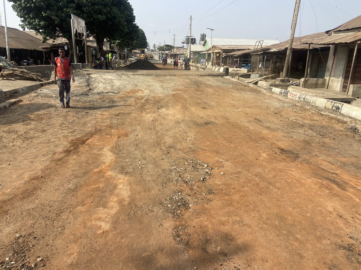 Removal of Asphalt to correct the topography of the Road 🛣️👷🏿‍♂️🚧…
A Day as a Civil Engineer👷🏿‍♂️✌️