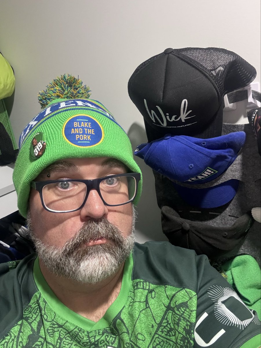 NoShins81's tweet photo. Well, My god!!!
That was finger licking good!!!
But #SemperInDubio for sure!!!
But we win, Iโm extended!!!!
(Iโll extend a smile next week ๐)
#ForkYeah #UpTheMilk #VictoryBeanie #WickCoffeeFamily
@blakeandthepork @GreenMachinePod https://t.co/qwRScq6GFl