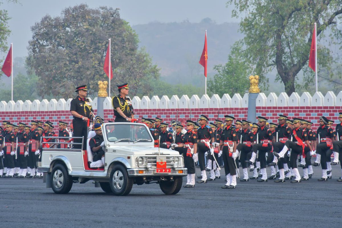 IaSouthern's tweet image. Lt Gen Dhiraj Seth, PVSM, UYSM, AVSM, General Officer Commanding-in-Chief #SouthernCommand, reviewed the Winter Term Passing Out Parade at Officers Training Academy (#OTA), #Gaya on 07 Mar 2026, where 253 Officer Cadets of SSC(Tech) Men-64 and 28 Officer Cadets of SSC(Tech)