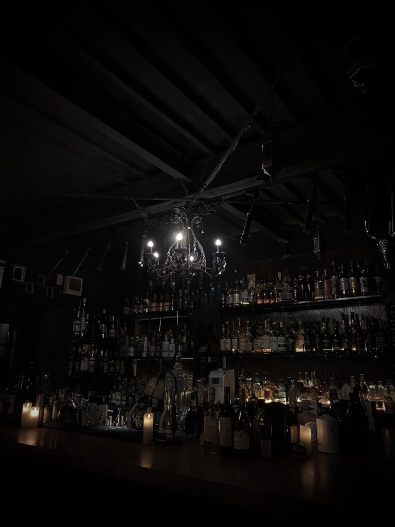 BAR LOCUSSOLUS   open 20:00