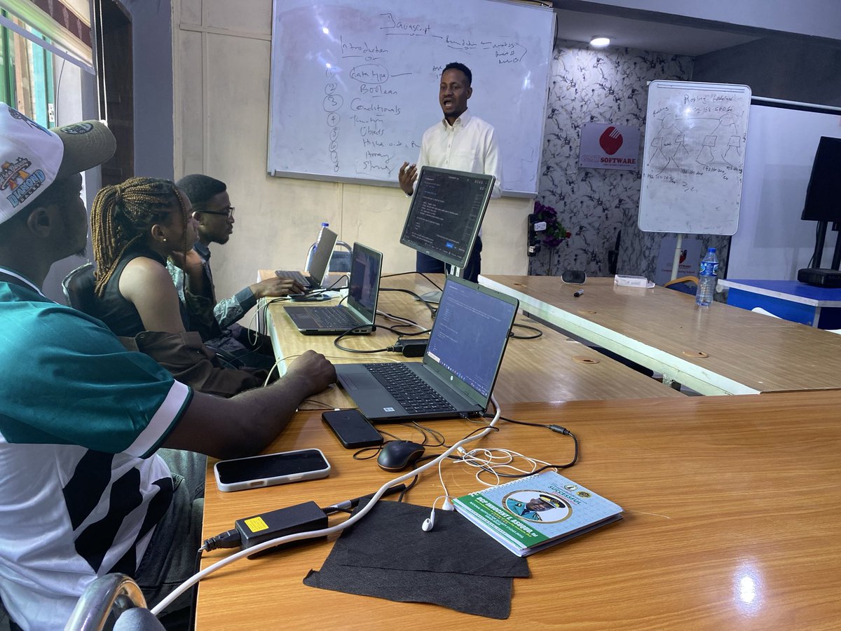 A lecture section at GMTsoftware