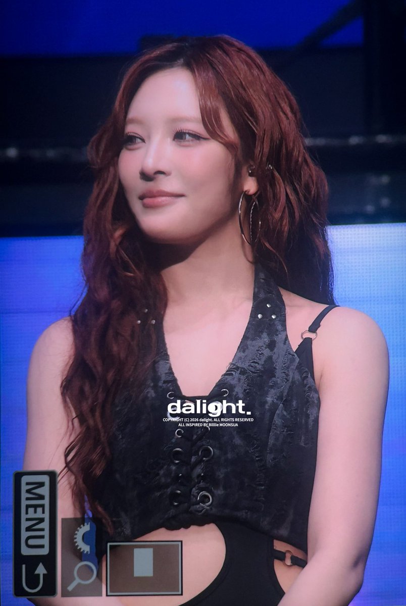 𝗱𝗮𝗹𝗶𝗴𝗵𝘁. tweet media