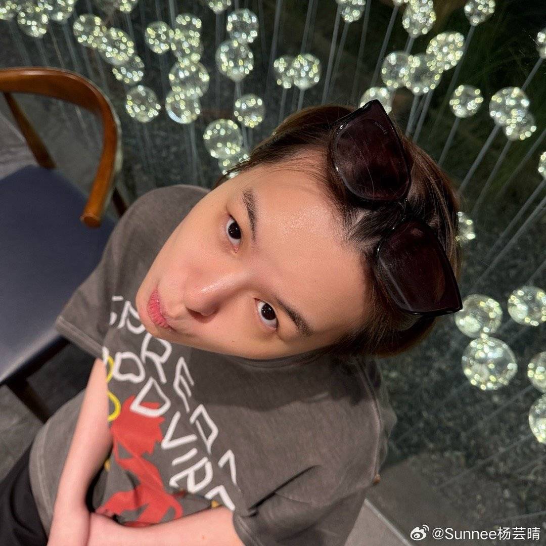 SunneePHFC's tweet photo. 03/06/26 #Sunnee Weibo update 1/2

It's time for dinner ~ 🤗 https://t.co/NbFvf7uSTp
