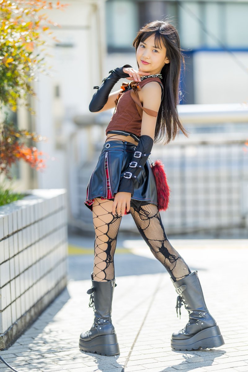 YuyukeX's tweet image. 20260307 Thank you people☆STREET in はと広場

RAD SUPERIORS ANJUちゃん

物販写真撮影

ナイスメロイックサイン🤘

#RADSUPERIORS 
#ラドスペ 

#ANJU　

#サンピポ