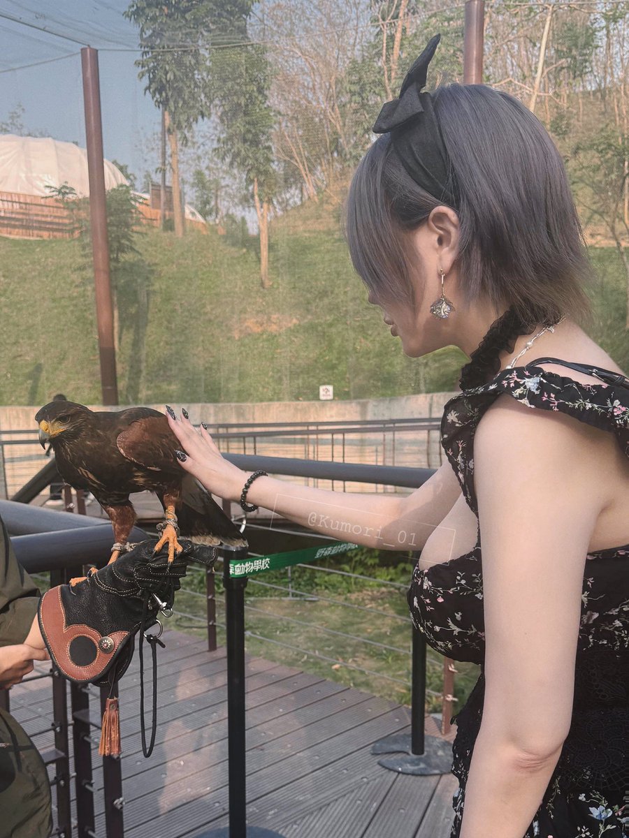 曇𝘒𝘶𝘮𝘰𝘳𝘪☁️【3/15CF參展！｜新刊販售中】你的173/34JCup反差女友🩶 tweet media