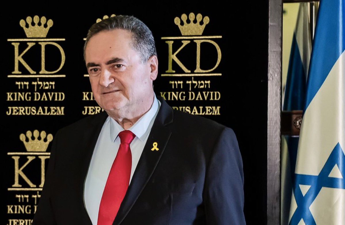 تصريح وزير الدفاع الإسرائيلي عن حزب الله: تهديدات جديدة للحكومة اللبنانية