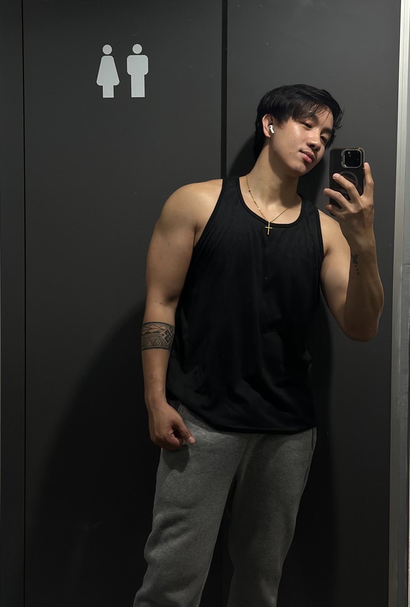 kianmonzon tweet media