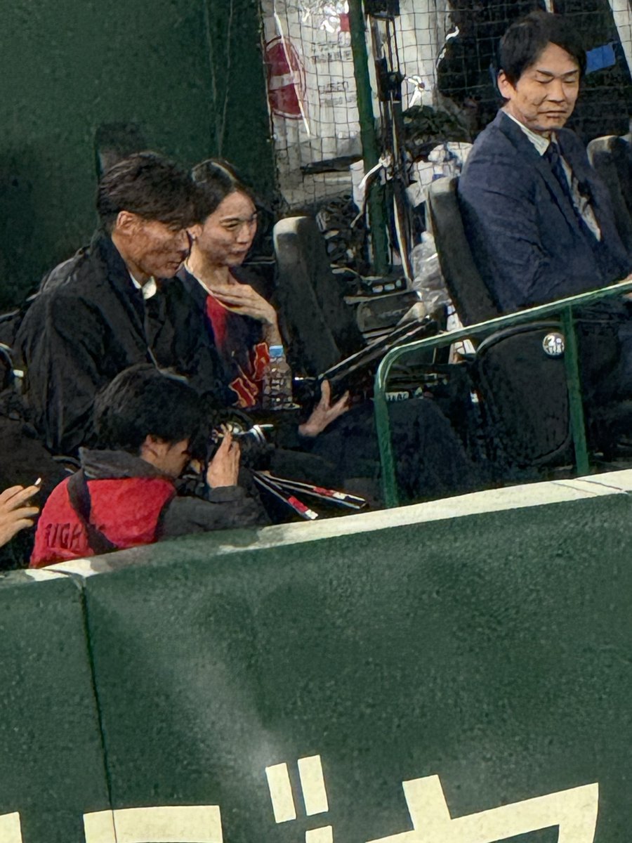 ちいえび tweet media