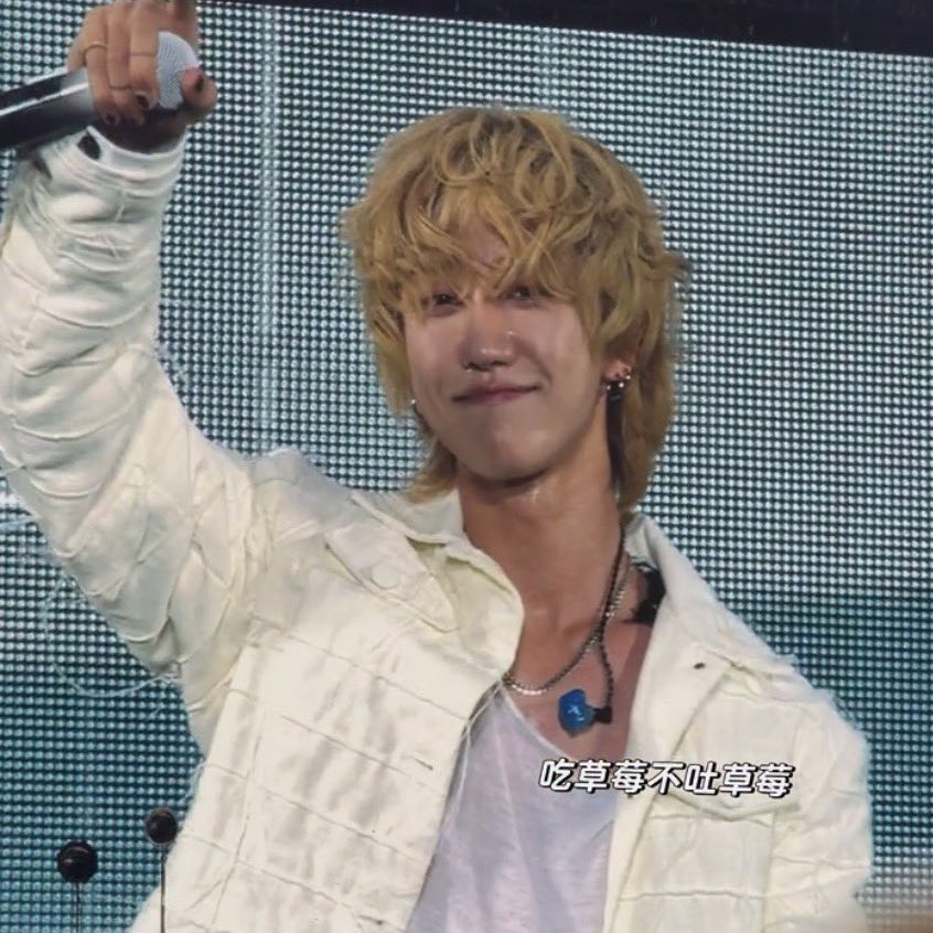 ًً ꩜ tweet media