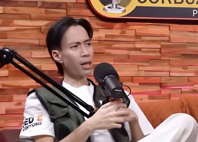 aku salah satu penggemar podhub dan menunggu kembalinya kak vidi tapi Allah berkata lain 🥀

Episode Pertama - Episode Terakhir