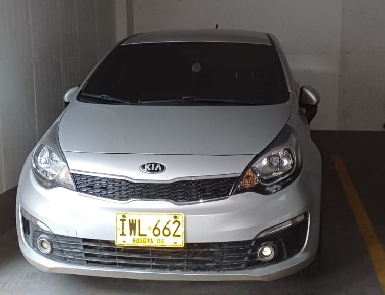 RedapBogota's tweet photo. @esrobado vehículo Kia Rio color plata modelo 2016 de placa IWL622 modalidad halado Bogotá - Barrios Unidos 6Mar26 #esrobado https://t.co/9KZRrsLmi0