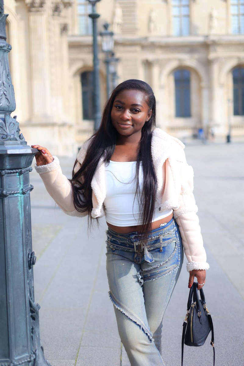 Llbbbg's tweet photo. Being a +233 babe🇬🇭 >>
 #Ghanaat69 https://t.co/FkoWhqv19T