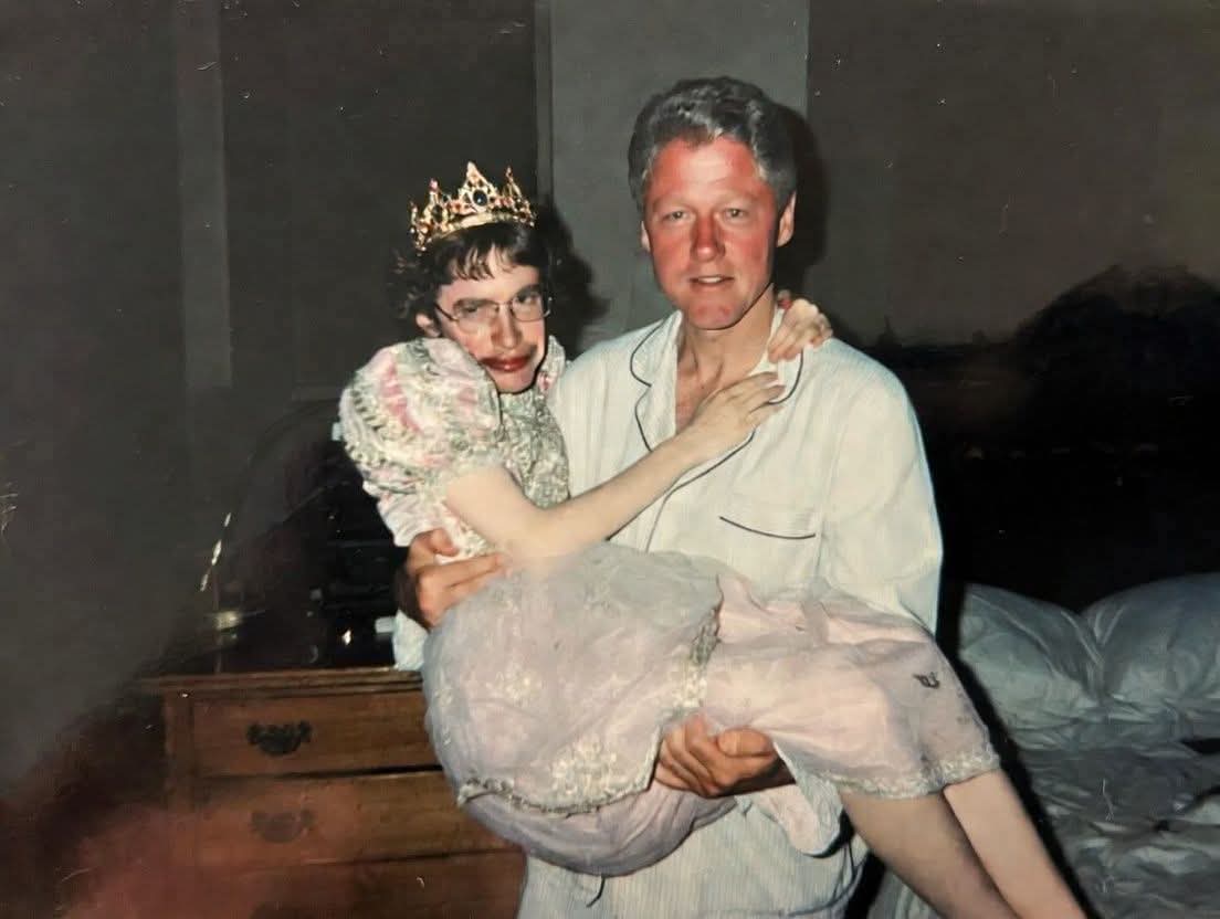 Felyorfelix's tweet image. #EpsteinFiles 
#Clinton