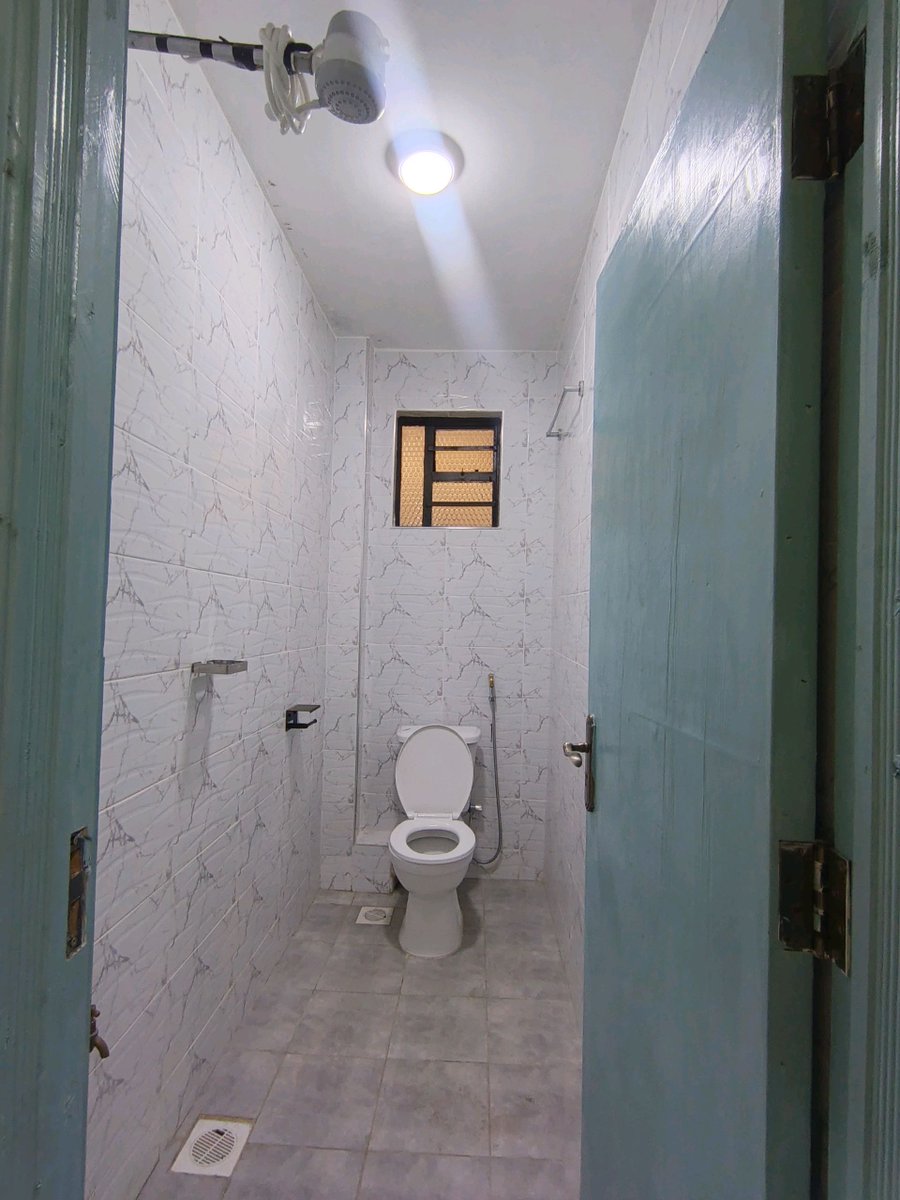 RealStarrlive's tweet photo. 1br utawala 20k
#SmartMarketLtd #LuxuryLiving #UtawalaHomes #RealEstateKenya #DreamRentalsKE #NairobiRental #PropertyForRent #InvestSmart #HouseHuntingLocation https://t.co/CQ8dUmHEhl