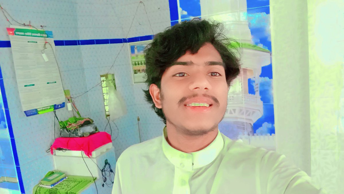MMYASIN11's tweet photo. বদরের ৩১৩ জনকেই হারাতে পারোনি, এখন তো আমরা ২০০ কোটি, সময় একটু খারাপ যাচ্ছে তবে আমরা ফিরবো, বদর,উহুদ, খন্দক, অথবা তাবুদ হয়ে ইনশাআল্লাহ https://t.co/rApDE3p72m