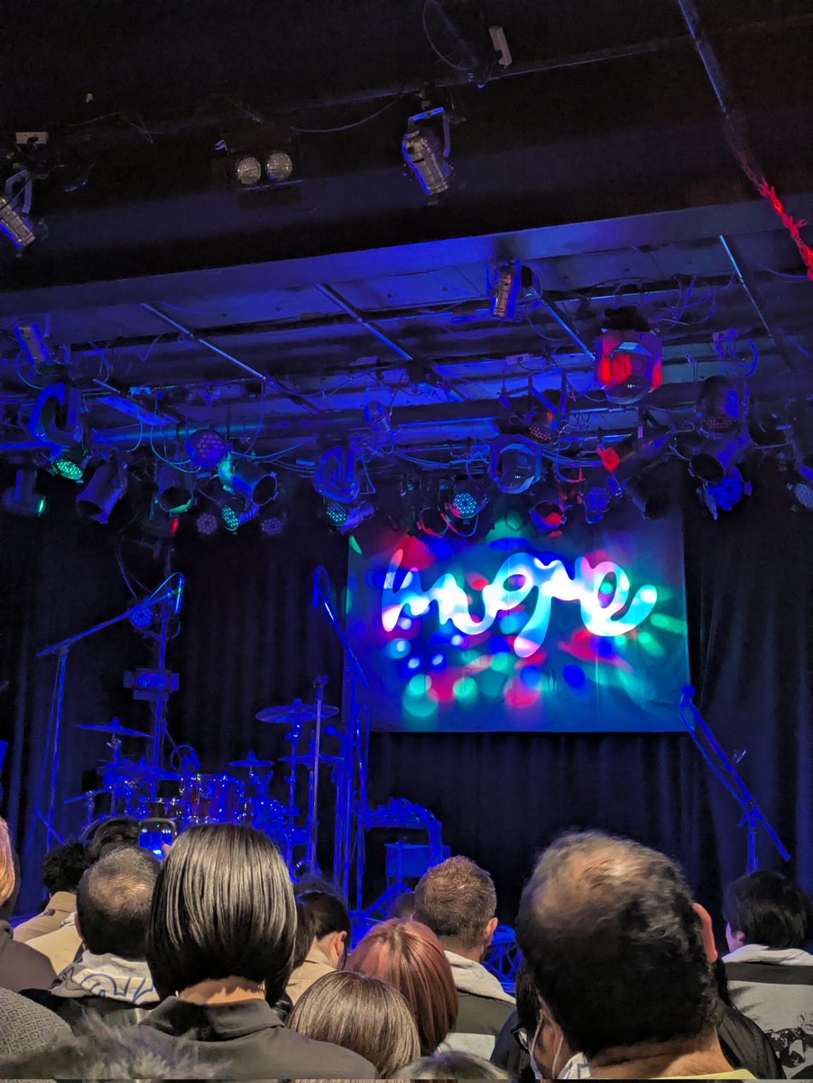 runoa_x's tweet photo. 今日はmuqueでした🐸
最初のあれがカッコよすぎたしあの曲のアレンジがめちゃめちゃイカしてた
多分3回くらい泣いてたな
3人だってずっと着いていきますよ
#muque_GLHF https://t.co/Uqw5nakacK
