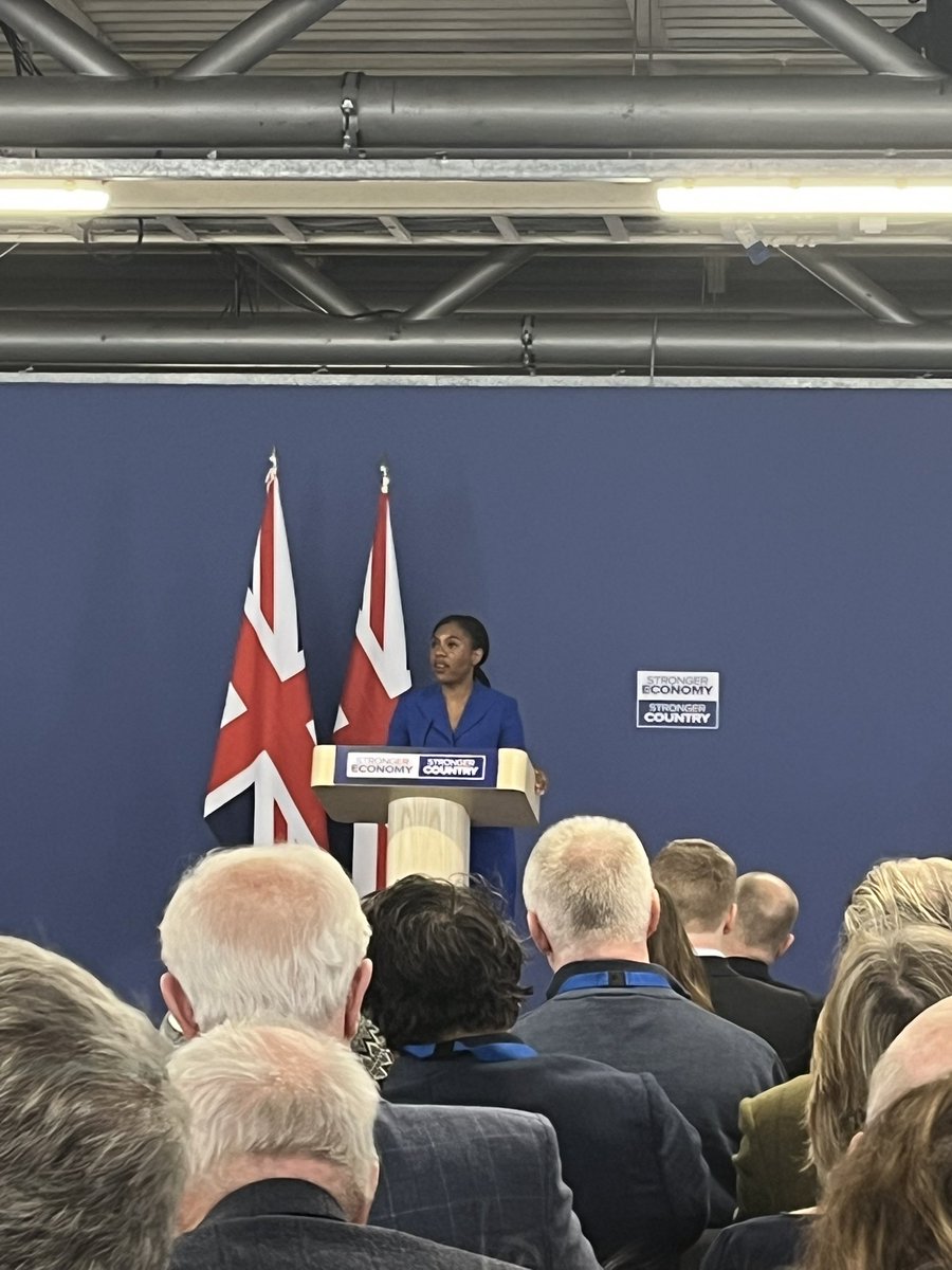 Cllr Lucy Trimnell 🫖 tweet media